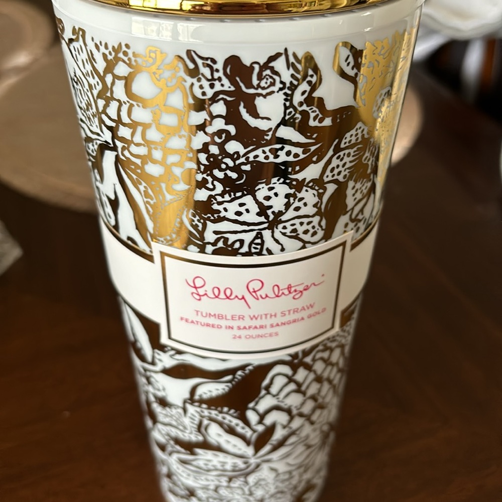 Lilly Pulitzer Tumbler with straw